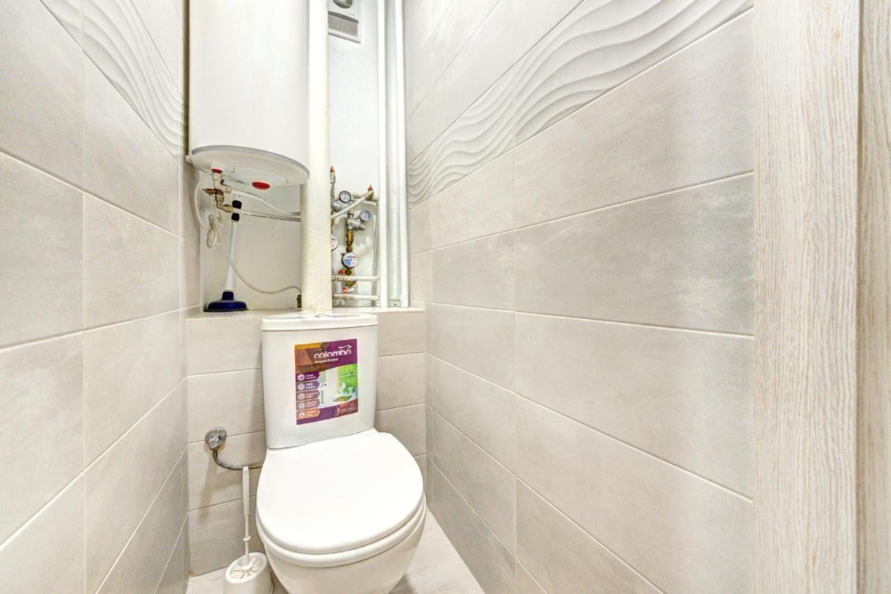Apartments Near Ocean Plaza Druzhby Narodov Boulevard 8A Kiev Exteriör bild